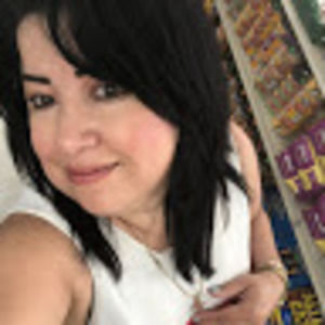 Meet your Posher, Laura maritza